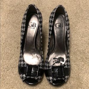Houndstooth Platform Pumps